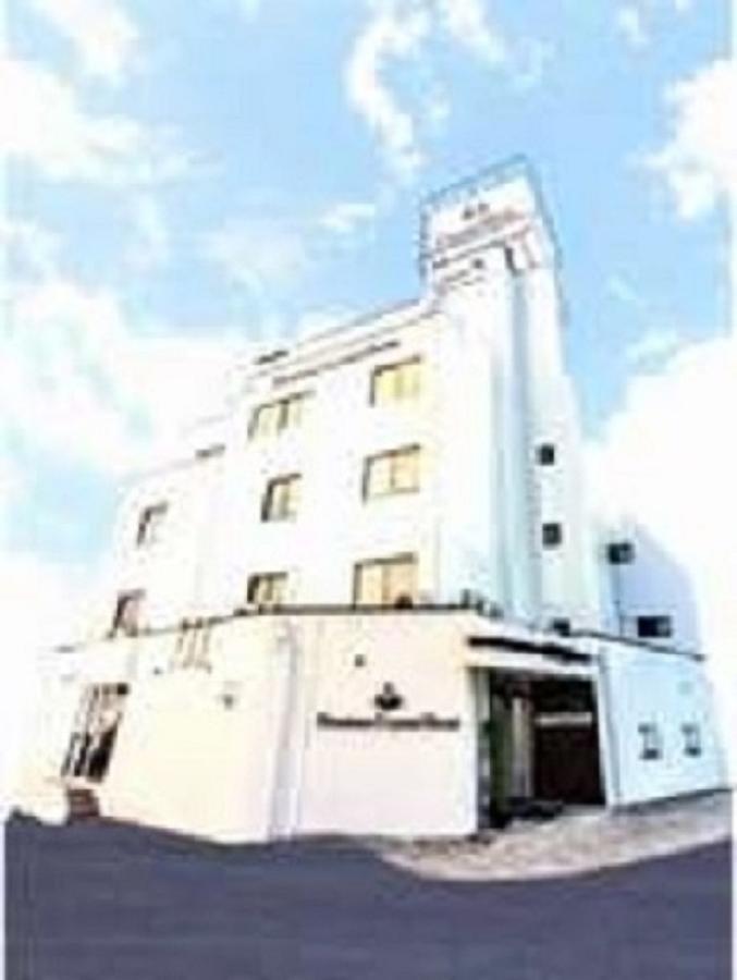 Hirakata Crystal Hotel Kültér fotó
